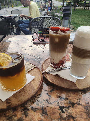 Comentarii opinii despre Café bar - restaurant ARKÁDA