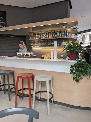 Eliášova 279, 160 00 Praha 6-Bubeneč