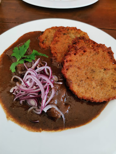 Restaurace Zámek Choltice - Gastronomie a pohostinství