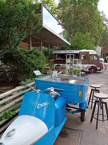 Restaurace U Tenisu - Gastronomie a pohostinství