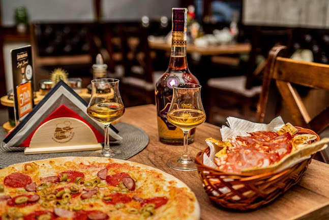 Pizzeria Max - Gastronomie a pohostinství