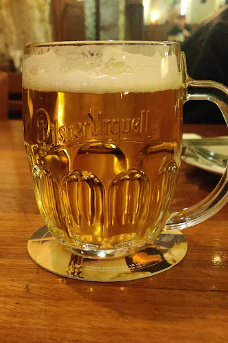 Opinii despre Pizzeria Kmotra Kavárna în Nové Město - Gastronomie a pohostinství