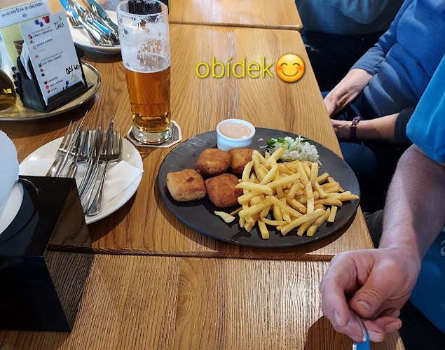 Opinii despre Restaurace a penzion Pod Lípami în Metylovice - Gastronomie a pohostinství