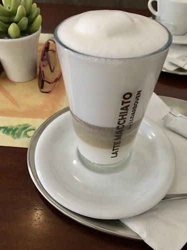 Opinii despre Kavárna Lázně Hodonín în Hodonín - Gastronomie a pohostinství