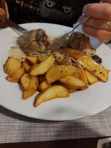 Opinii despre Šenk U splavu în Ostrava - Gastronomie a pohostinství