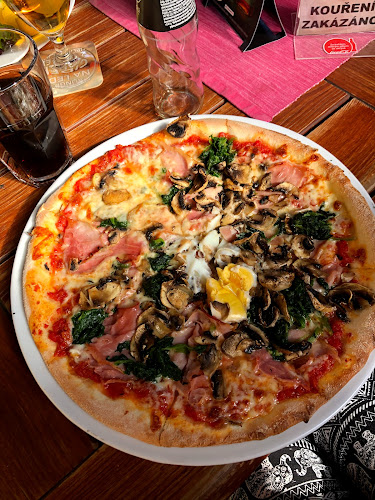 Restaurace penzion Chlumec