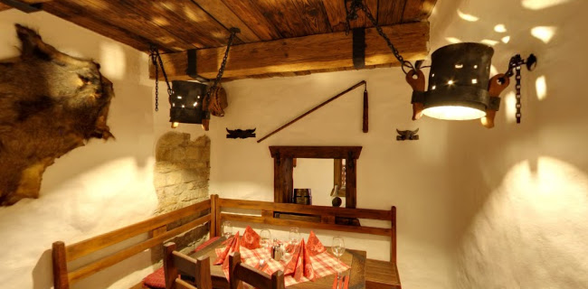 Opinii despre Krčma Středověk în Frýdek-Místek - Gastronomie a pohostinství