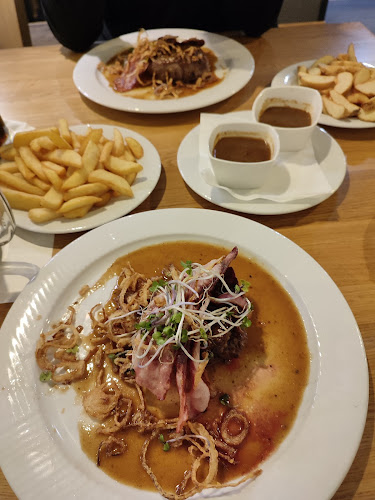 Opinii despre Angus Restaurant în Přerov - Gastronomie a pohostinství