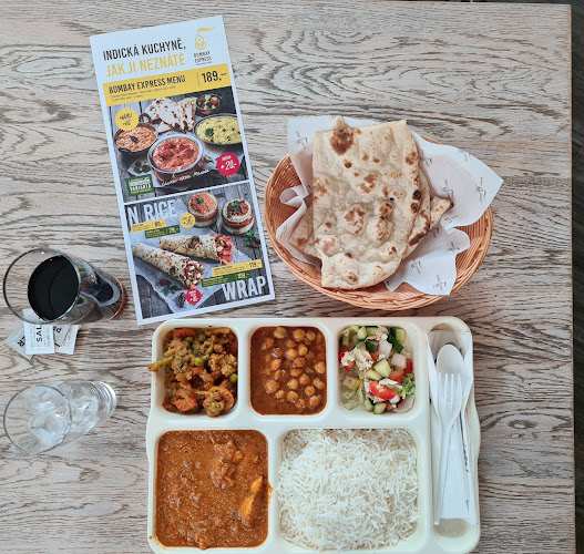 Westfield Chodov, Roztylská 2321/19, 148 00 Praha 11