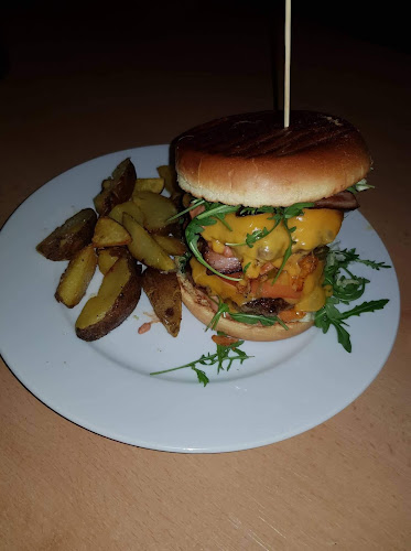 Obecní hostinec Jeníkovice - Gastronomie a pohostinství