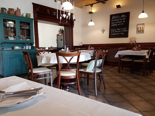 Vinárna hotelu Bonsai