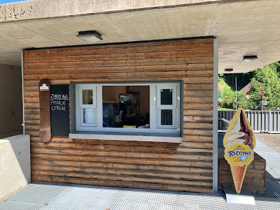 Terasa - zmrzlina a pivo