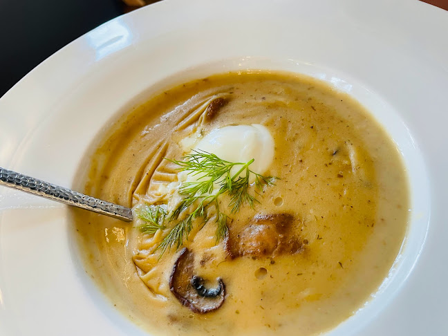 Restaurace Hnízdo - Slatina