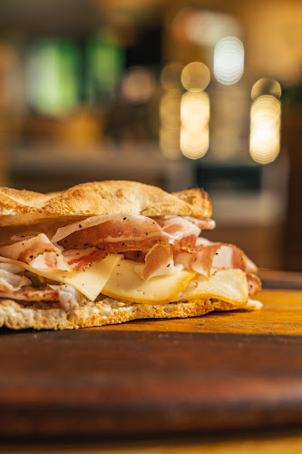 tř. Míru 834/70, 779 00 Olomouc 9-Neředín