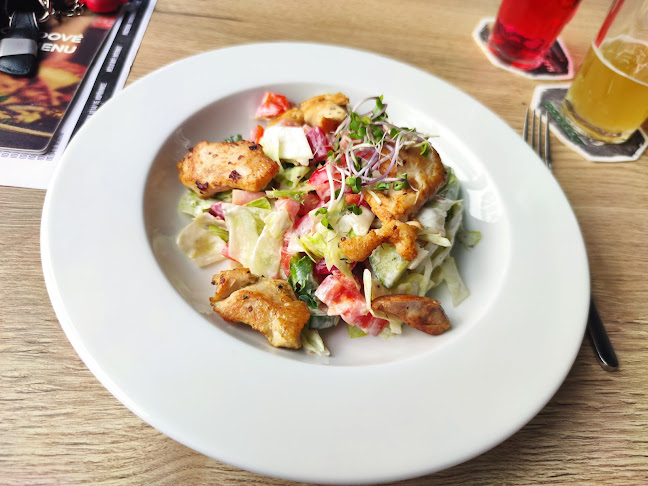 Opinii despre Restaurace Tatrovka în Kopřivnice - Gastronomie a pohostinství