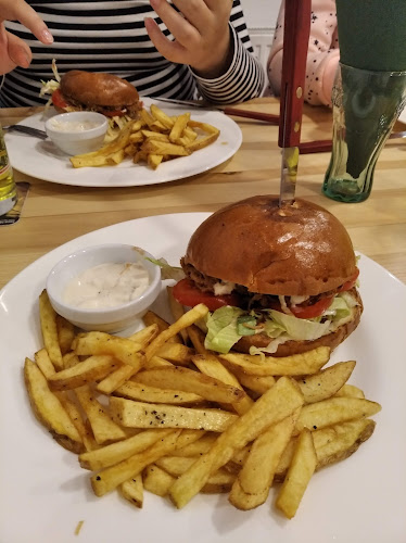 Opinii despre Restaurace U Ričího în Brno - Gastronomie a pohostinství