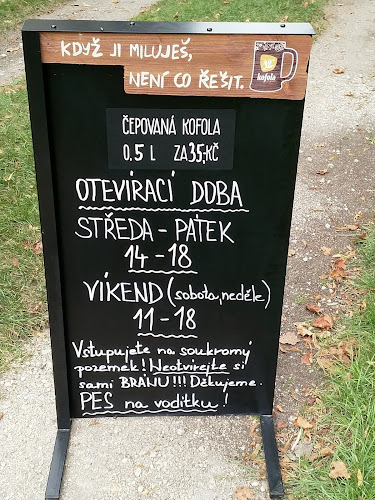 Penzion & Café "Na Zámečku 1609" - Gastronomie a pohostinství