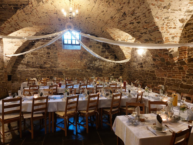 Restaurace a Vinárna Na Zámečku