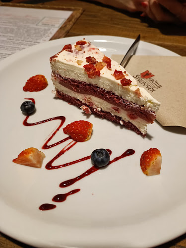 Opinii despre Krčma Středověk în Frýdek-Místek - Gastronomie a pohostinství