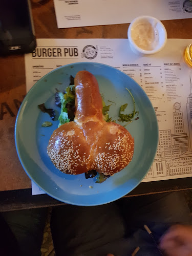 Opinii despre Bejzment în Praha - Gastronomie a pohostinství