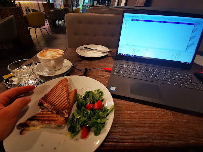 Craft Coffee Factory OC Lužiny - Gastronomie a pohostinství