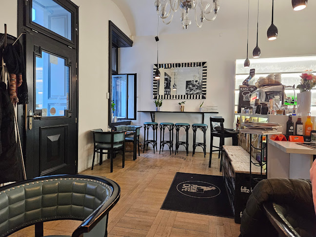 Opinii despre Café Perón în Praha - Gastronomie a pohostinství