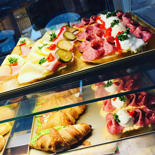 CAFFÉ BY LIN - Gastronomie a pohostinství