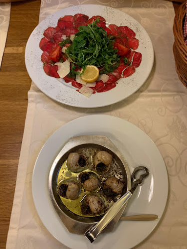 Bílá kráva - steaky a francouzská venkovská kuchyně - Vinohrady