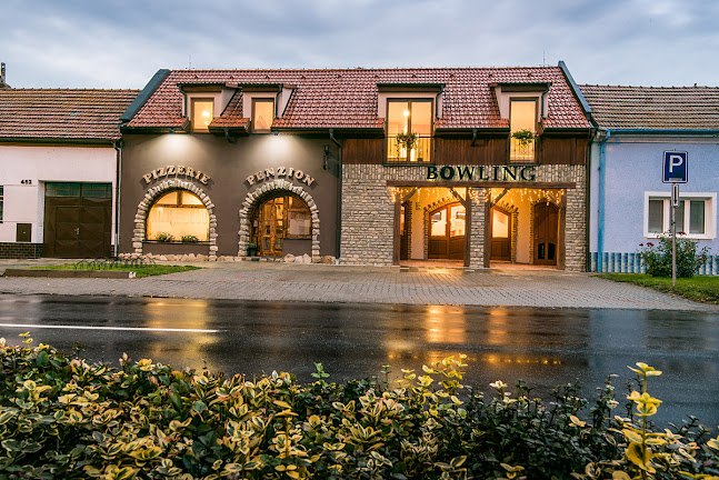 Opinii despre Pizzerie-bowling Hluk în Zlín - Gastronomie a pohostinství