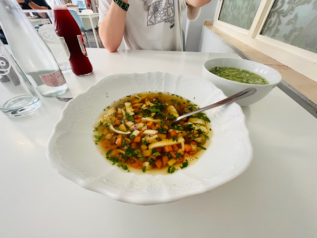 Jídelna Labuť - Gastronomie a pohostinství