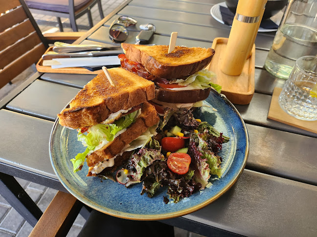 Comentarii opinii despre A Café