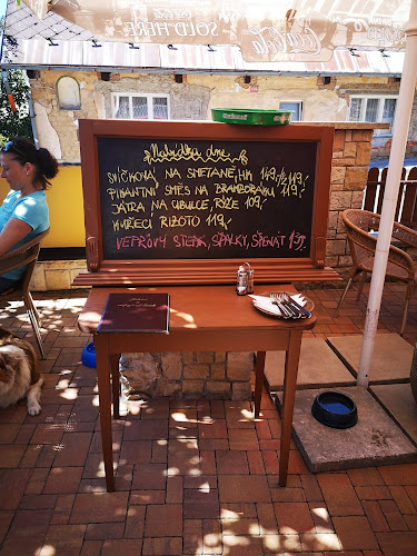 Restaurace A Cukrárna U Pastvů - Dvůr Králové nad Labem