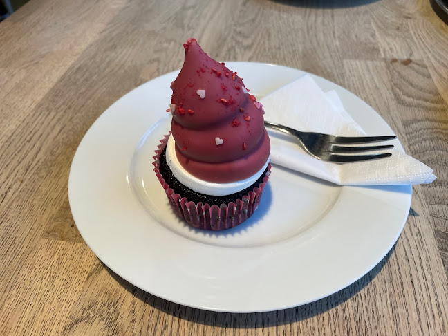 Opinii despre Cheecup în Praha 4 - Gastronomie a pohostinství