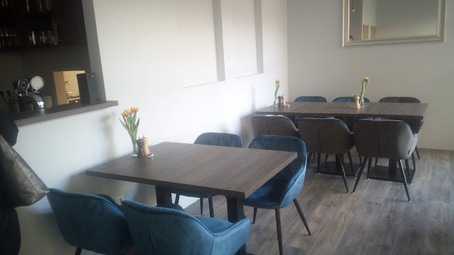 Opinii despre Tommy's Dine&Wine în Pardubice - Gastronomie a pohostinství