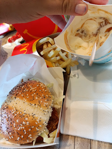 McDonald's - Gastronomie a pohostinství