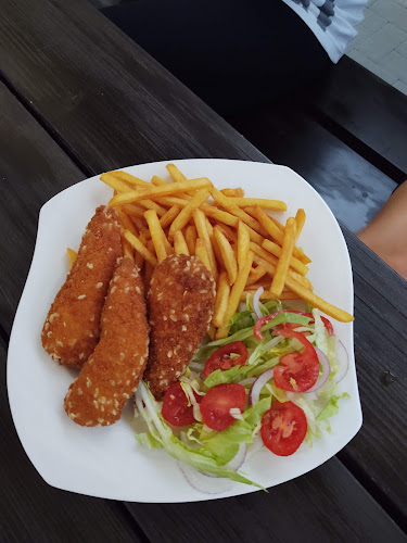 Občerstvení pod hradem