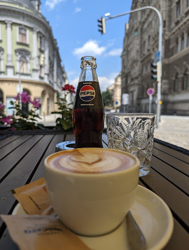 Opinii despre Cafe Bar Praha (Liberec) în Liberec - Gastronomie a pohostinství