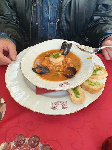 Restaurace U Zlaté koule - Gastronomie a pohostinství