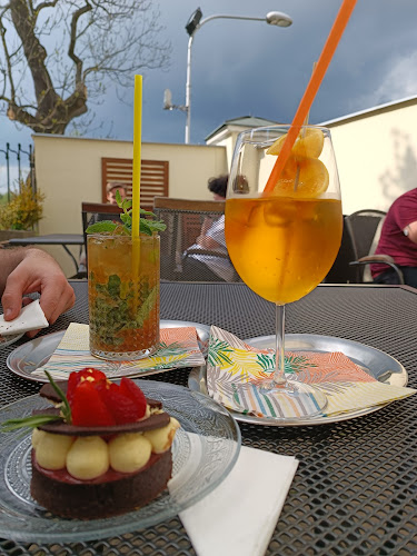 Lu Cafe - Gastronomie a pohostinství