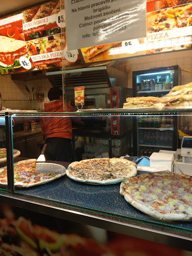 Pizza 30 - Muzeum - Praha 2