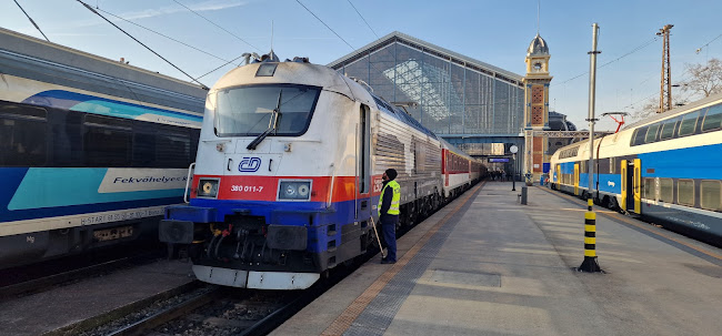 Comentarii opinii despre Hattrick Restaurant - Arena Catering