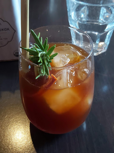 Comentarii opinii despre Black Tree Cafe