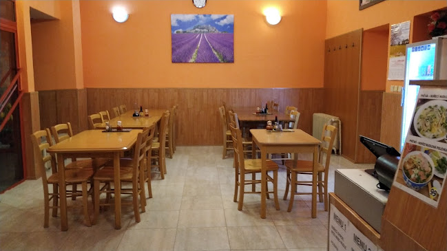 Asian Rooster Bistro - Gastronomie a pohostinství