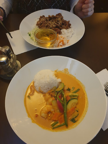 Emi Restaurant - Nové Město