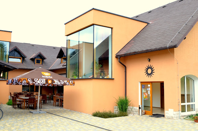 Opinii despre Slunný dvůr în Dobruška - Gastronomie a pohostinství