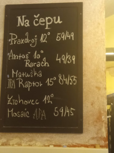 Komunardů 886/ 26, 170 00 Praha 7-Holešovice