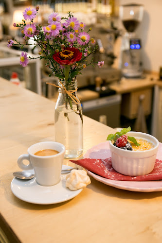 Opinii despre Na břehu Rhôny în Olomouc - Gastronomie a pohostinství