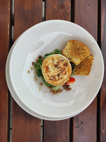 Opinii despre Farma Hvozd în Liberec - Gastronomie a pohostinství