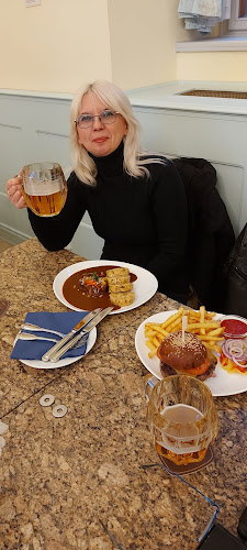 Opinii despre Lobkowicz Palace Restaurant & Café în Praha - Gastronomie a pohostinství