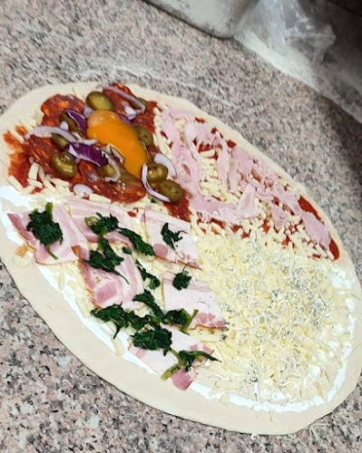 Cheezy Pizza - Gastronomie a pohostinství